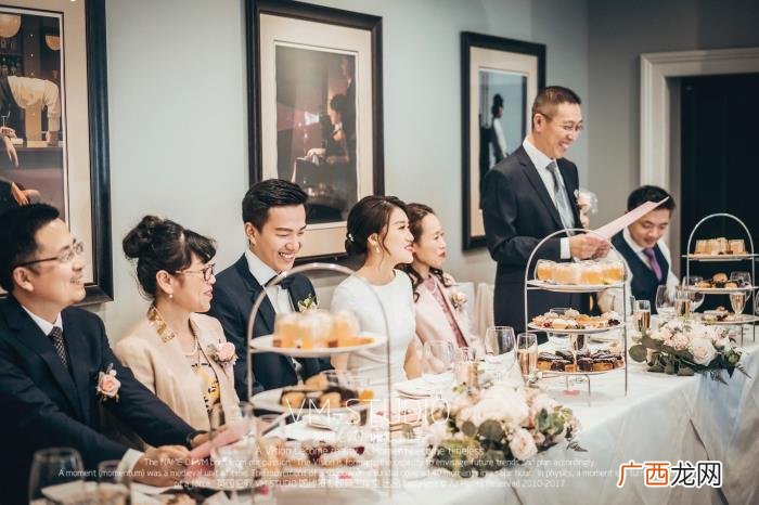 教堂式婚礼，英国教堂婚礼是如何做到传统又浪漫的
