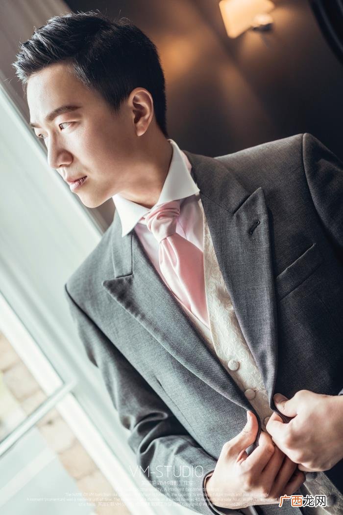 教堂式婚礼，英国教堂婚礼是如何做到传统又浪漫的