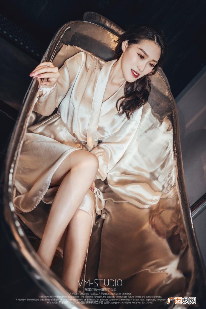 教堂式婚礼，英国教堂婚礼是如何做到传统又浪漫的