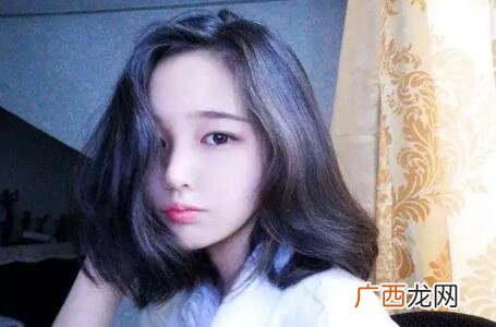 相亲女生说自己年龄大是拒绝吗?