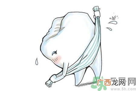 牙齿矫正的最佳年龄是什么时候？矫正牙齿有年龄限制吗？