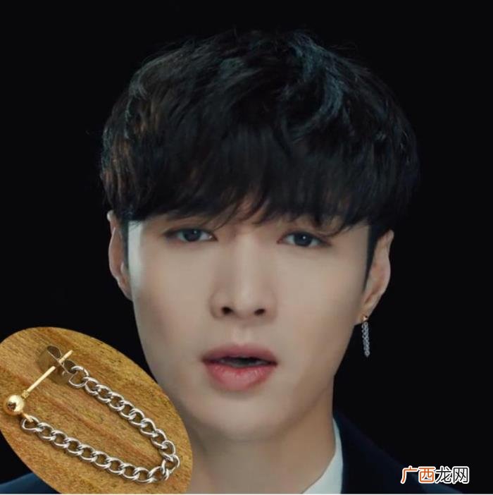 鹿晗的耳钉，细数张艺兴鹿晗等六大喜欢戴耳钉的男星