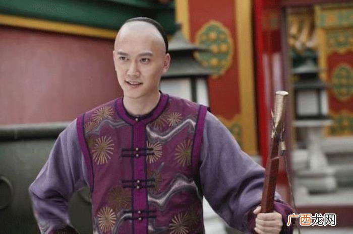 冯绍峰于正，于正调侃冯绍峰瞒得可以啊并祝福赵丽颖