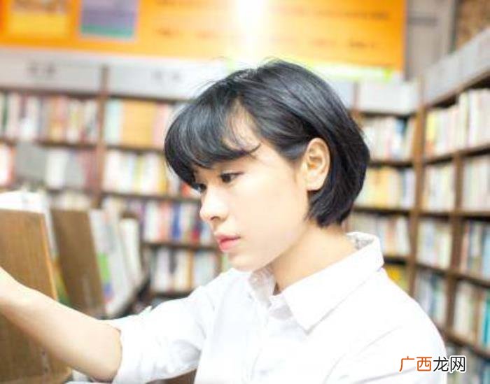 乔任梁热搜，点评乔任梁爸妈被网暴事件登上热搜