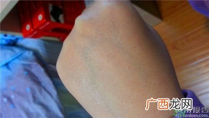 安耐晒小金瓶怎么样?安耐晒小金瓶好用吗?