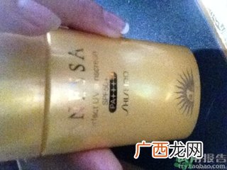 安耐晒防晒霜可以涂脸吗?安耐晒防晒霜需要卸妆吗?