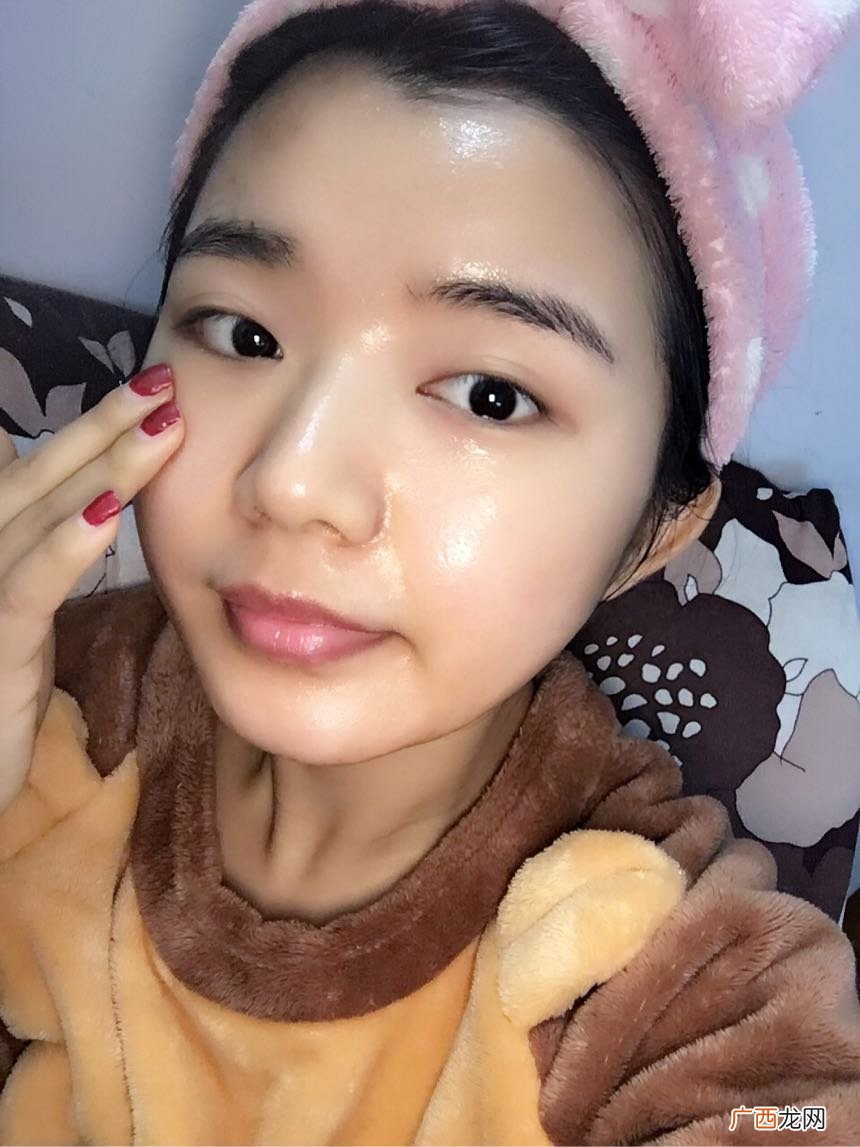 ahc黄金面膜适合年龄 ahc黄金面膜的功效与作用