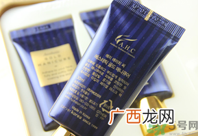 ahc黄金面膜适合年龄 ahc黄金面膜的功效与作用