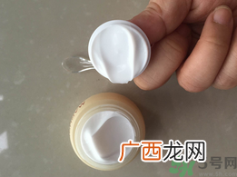 丸美眼霜怎么用?丸美眼霜使用方法