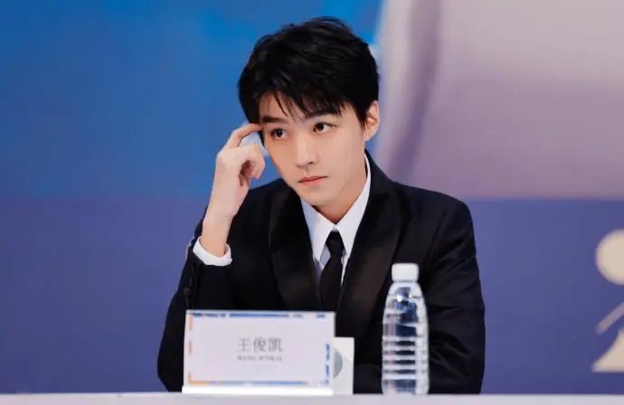 陈伟霆八卦，王俊凯、陈伟霆、宋祖儿等明星的小八卦