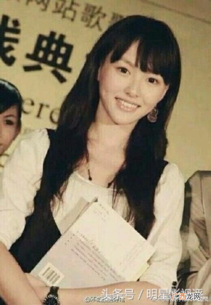 刘诗诗大学，来看看国剧四小花旦杨幂刘诗诗戚薇的大学照