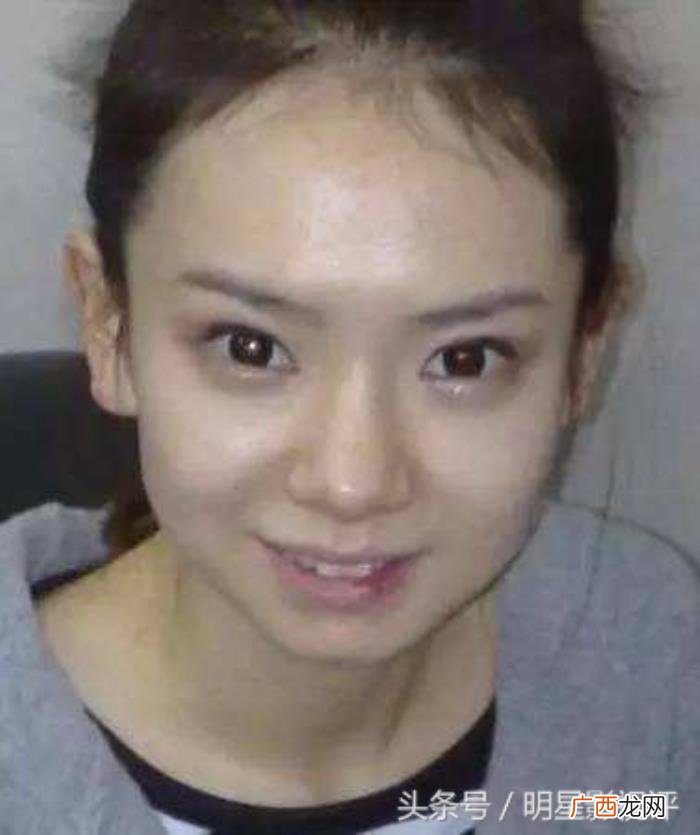 刘诗诗大学，来看看国剧四小花旦杨幂刘诗诗戚薇的大学照
