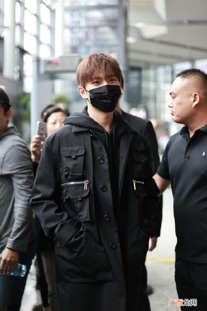 杨洋和王源，16岁的王源和26岁的杨洋相差10岁