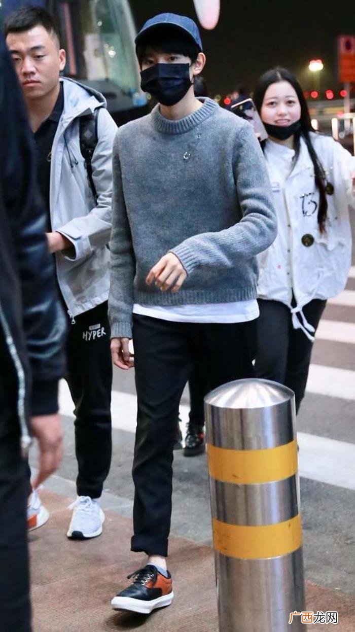 杨洋和王源，16岁的王源和26岁的杨洋相差10岁