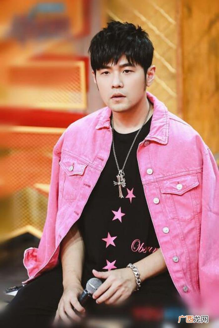 周杰伦城堡，周杰伦为女儿在豪宅中建粉红色城堡