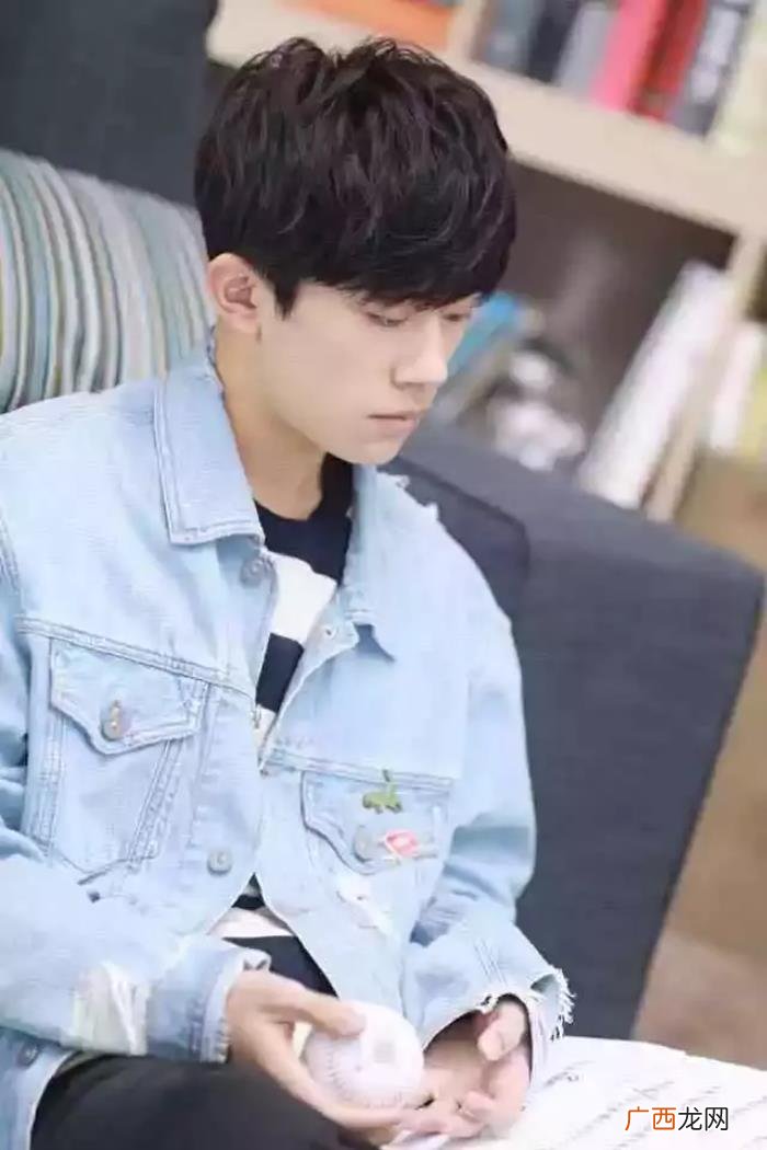 王俊凯昵称，王俊凯王源易烊千玺的微信昵称太随便了