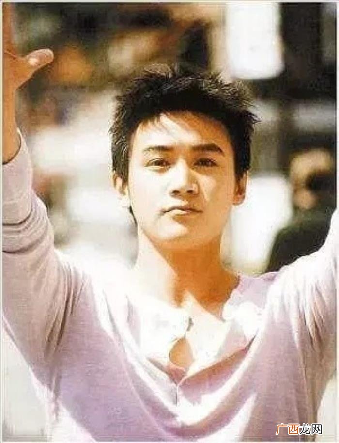 保剑锋超话，保剑锋侧颜看着超像古巨基饰演的何书桓