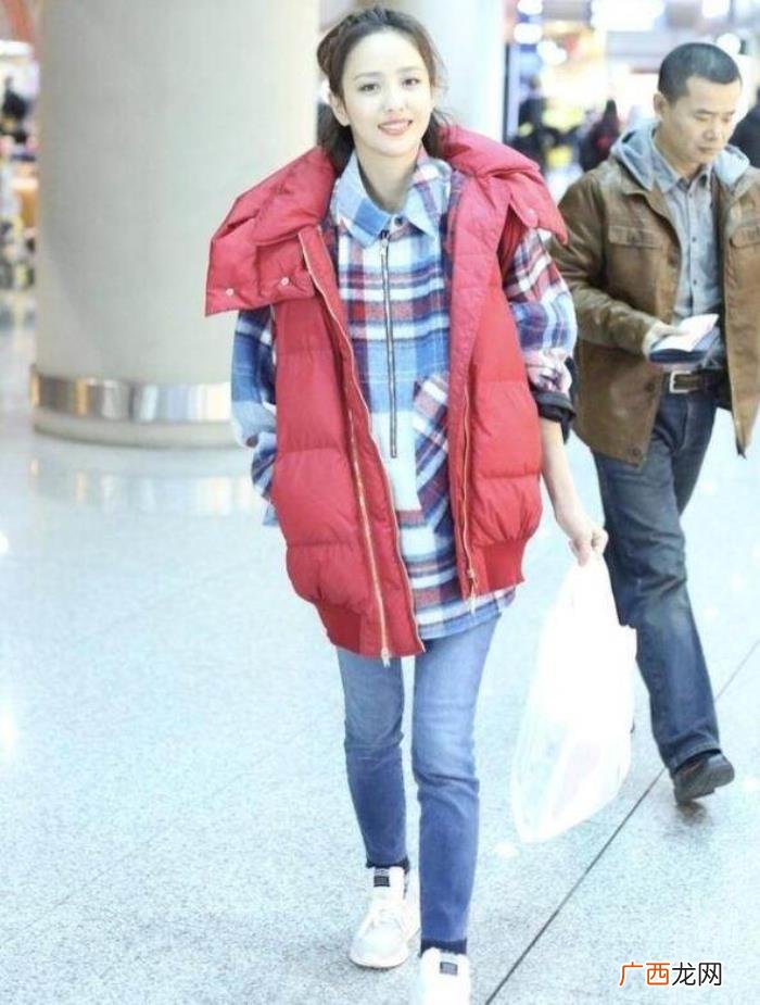 杨紫佟丽娅，34岁佟丽娅扮嫩与26岁杨紫撞发型