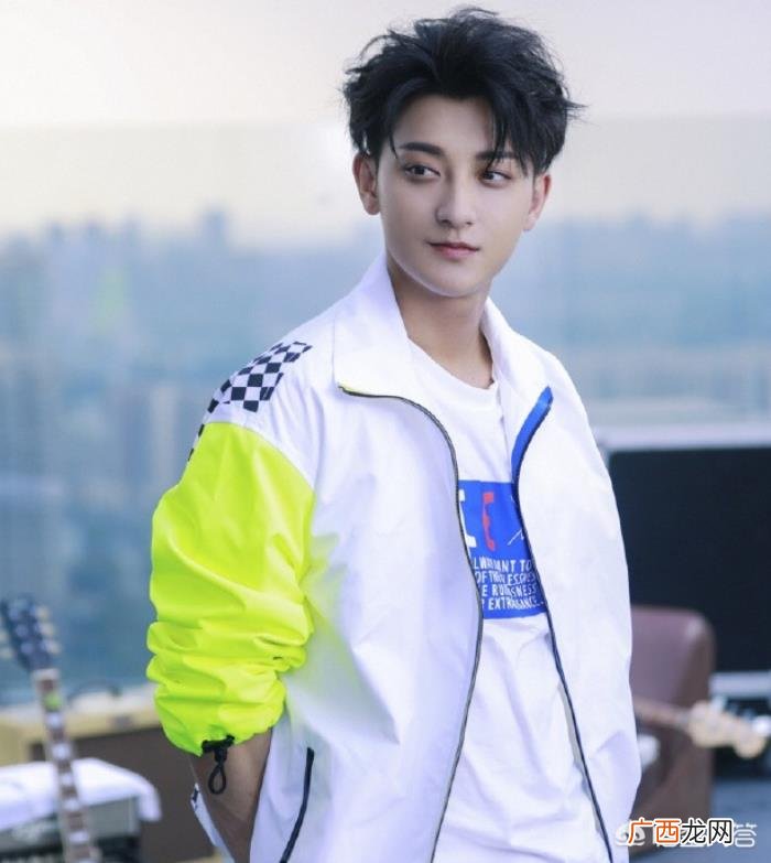 李易峰发型，李易峰蔡徐坤等9位男星的发型就是答案
