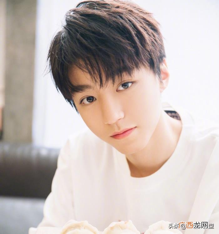 李易峰发型，李易峰蔡徐坤等9位男星的发型就是答案