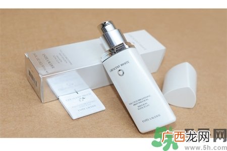 雅诗兰黛晶透沁白淡斑乳液功效是什么？雅诗兰黛晶透沁白淡斑乳液价格多少？