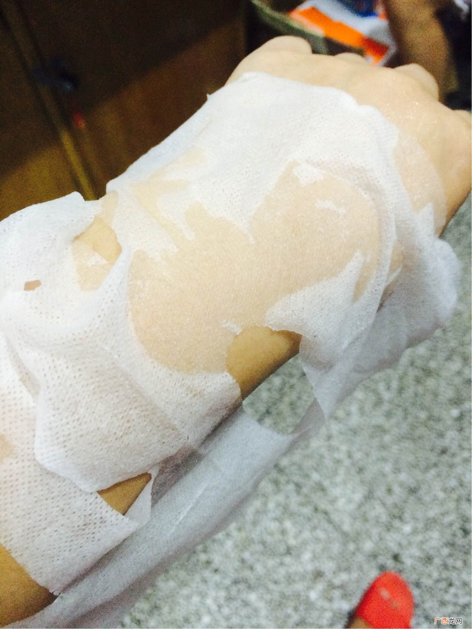 素萃玻尿酸海藻面膜真假怎么辨别?素萃玻尿酸海藻面膜真假辨别图