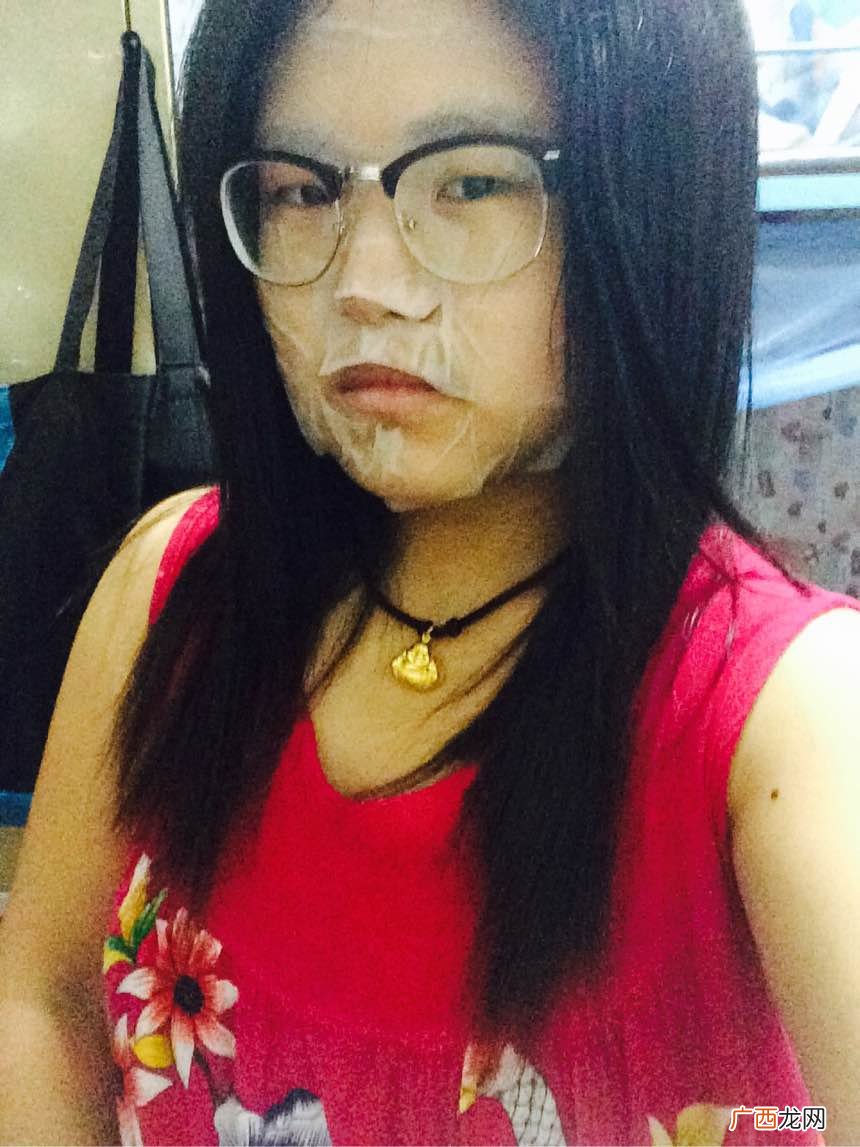 素萃玻尿酸海藻面膜真假怎么辨别?素萃玻尿酸海藻面膜真假辨别图