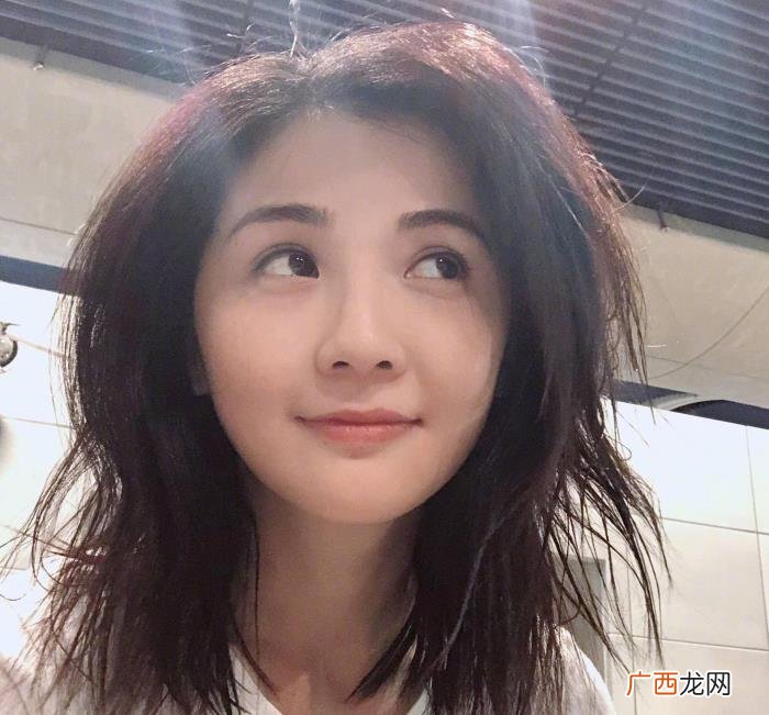 蔡卓妍男友，36岁蔡卓妍疑似与身家百亿男友同居