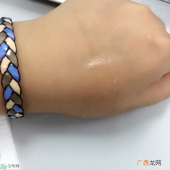 雪肌精蓝色宣言化妆水怎么样?雪肌精蓝色宣言化妆水好用吗?
