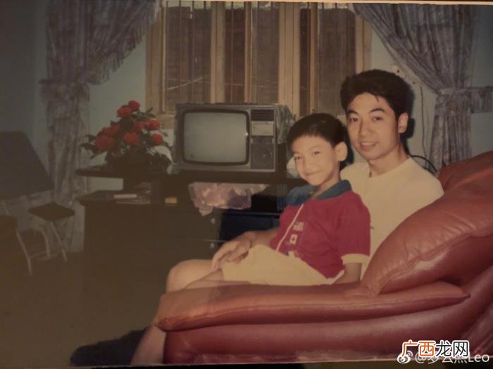 罗云熙微博，正能量爱豆罗云熙更新微博表达对家乡的热爱之情
