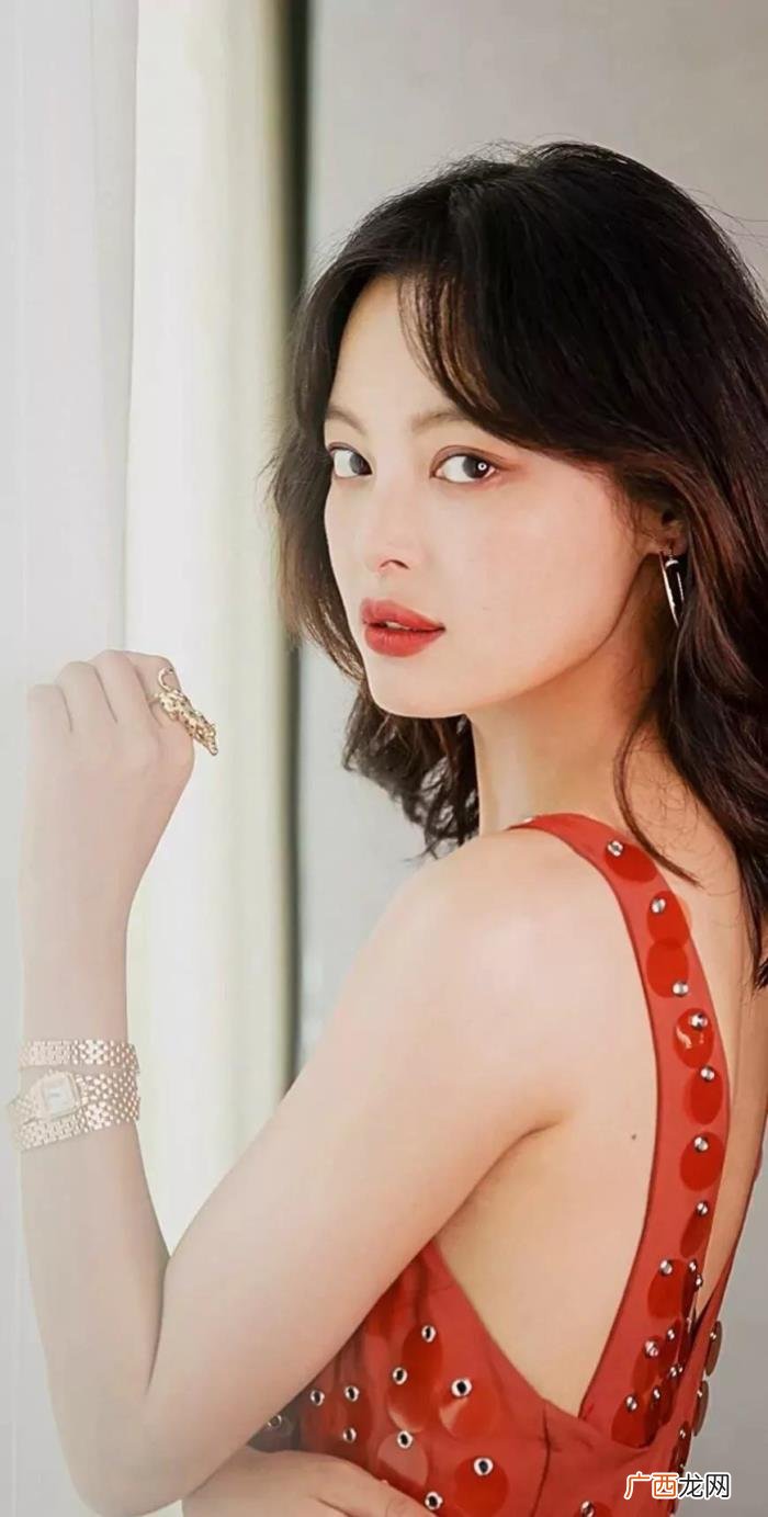 辛芷蕾美图，明星的美图世界秀第一百九十六集之辛芷蕾
