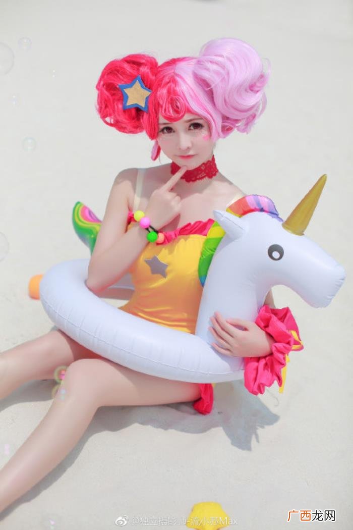 小乔可爱吗,cosplaycos小乔缤纷独角兽可爱卖萌独此一家