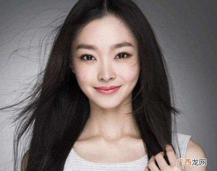 李沁三角坐，李沁宋轶刘雯杜鹃的颜值底层代码黄金三角