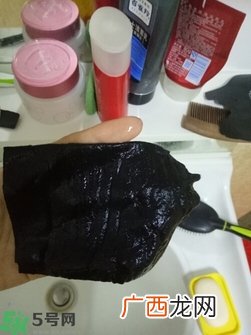 欧尚坊黑面膜怎么样？欧尚坊黑蒜竹炭蚕丝面膜好用吗？