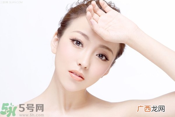 用洗面奶会长痘痘吗？洗面奶的使用步骤？