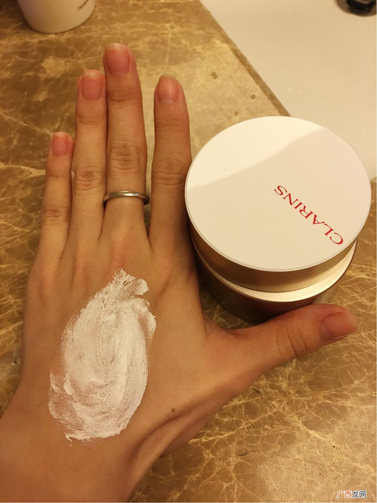 娇韵诗v脸面膜怎么样?娇韵诗v脸面膜好用吗?