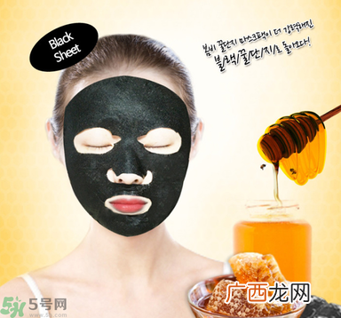 春雨黑面膜能天天用吗？春雨黑蜂蜜面膜掉色精华液是黑色吗？