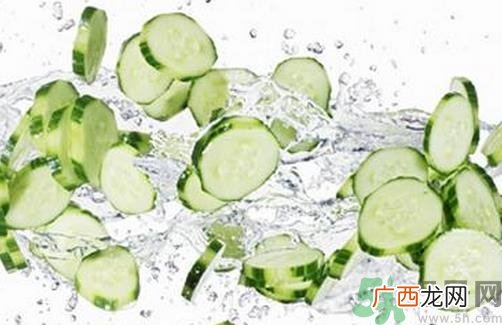 如何在家自制补水面膜？自制的面膜好用吗？