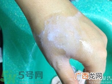 dhc卸妆油怎么用?dhc卸妆油使用方法