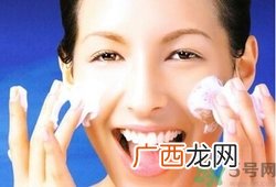 夏天用冷水洗脸好吗？夏天用什么水洗脸比较好？