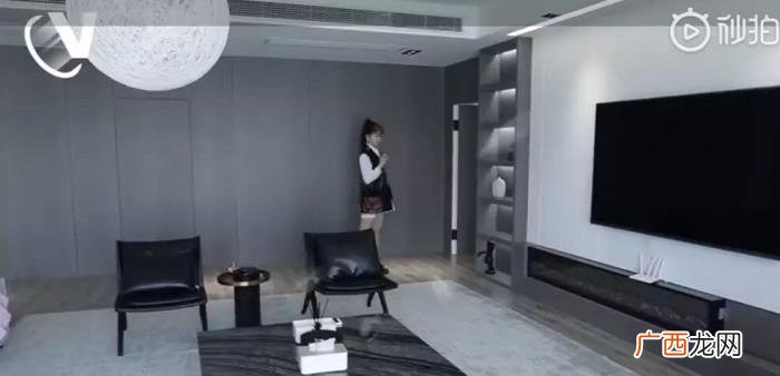 虞书欣的家,95后小花虞书欣的豪宅像个公主房