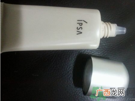 茵芙莎ipsa光透粉底液怎么样？ipsa光透粉底液适合什么肤质？