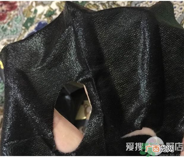 春雨黑蜂蜜面膜功效 春雨黑蜂蜜面膜怎么样