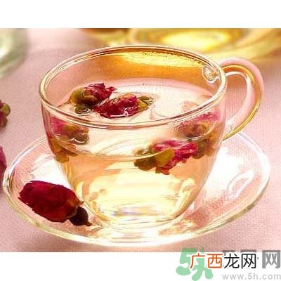 女生可以喝什么茶排毒养颜？女生喝什么茶可以美容？