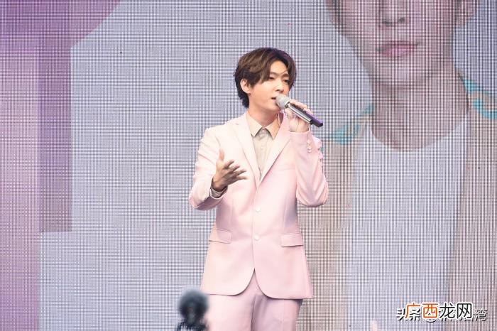 鬼鬼炎亚纶，陈嘉桦炎亚纶吴映洁出席抱抱节演唱会