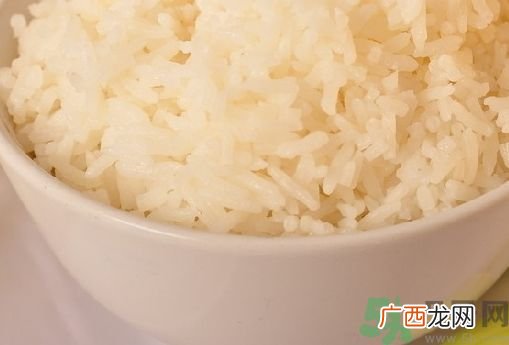 米饭可以去黑头吗?怎么用米饭去黑头?