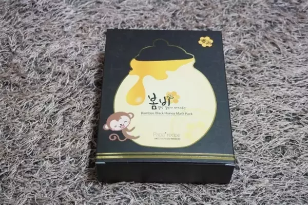 春雨黑卢卡面膜脸正在过敏可以用吗？脸上过敏能用春雨黑卢卡面膜吗