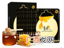春雨黑面膜掉色是假的吗？春雨黑卢卡面膜精华液颜色