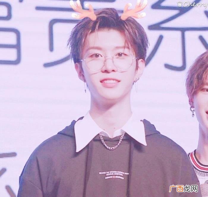黄明昊头像,范丞丞、黄明昊Justin情侣头像合集2