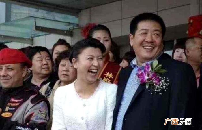 闫学晶唐嫣，闫学晶罗晋在同一剧组竟不知唐嫣产女